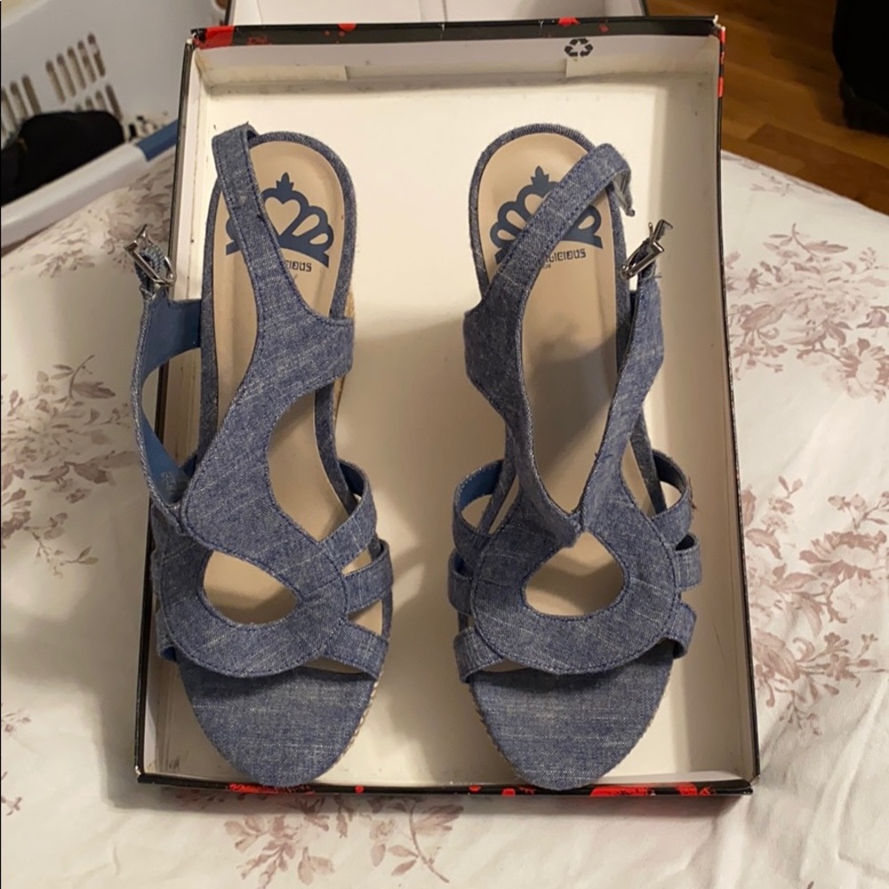 Fergalicious wedges. Size 61/2. Never worn
